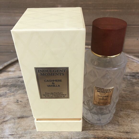 Indulgent Moments Cashmere & Vanilla EDP spray 4.2 OZ. NWB - Picture 3 of 5